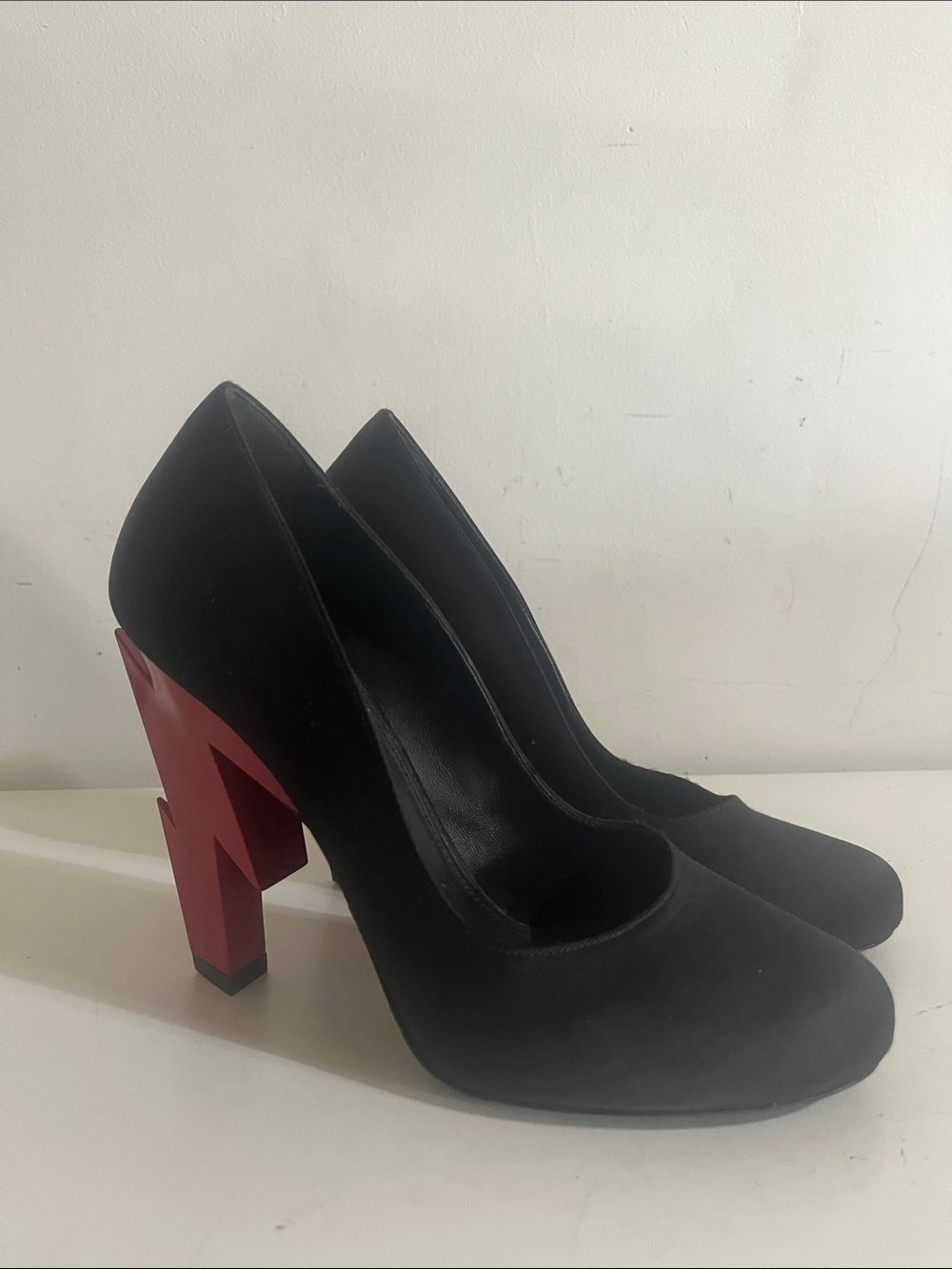 Prada Black Satin Pumps with Red Lightning Bolt Heels Women's Shoes Size 36 - Picture 4 of 9